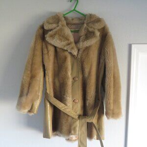 Vintage women's faux leather&fur coat with belt brown/tan jacket/coat size M/L